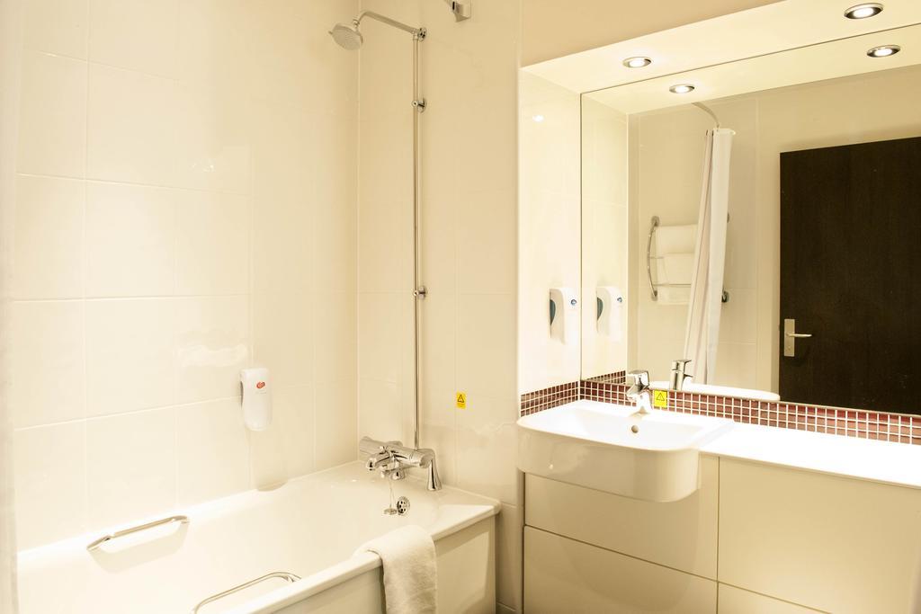 Premier Inn Peterborough - Ferry Meadows 外观 照片
