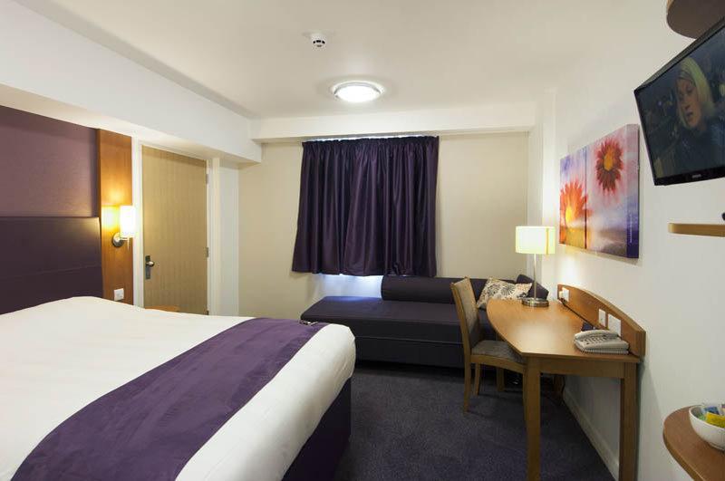Premier Inn Peterborough - Ferry Meadows 外观 照片