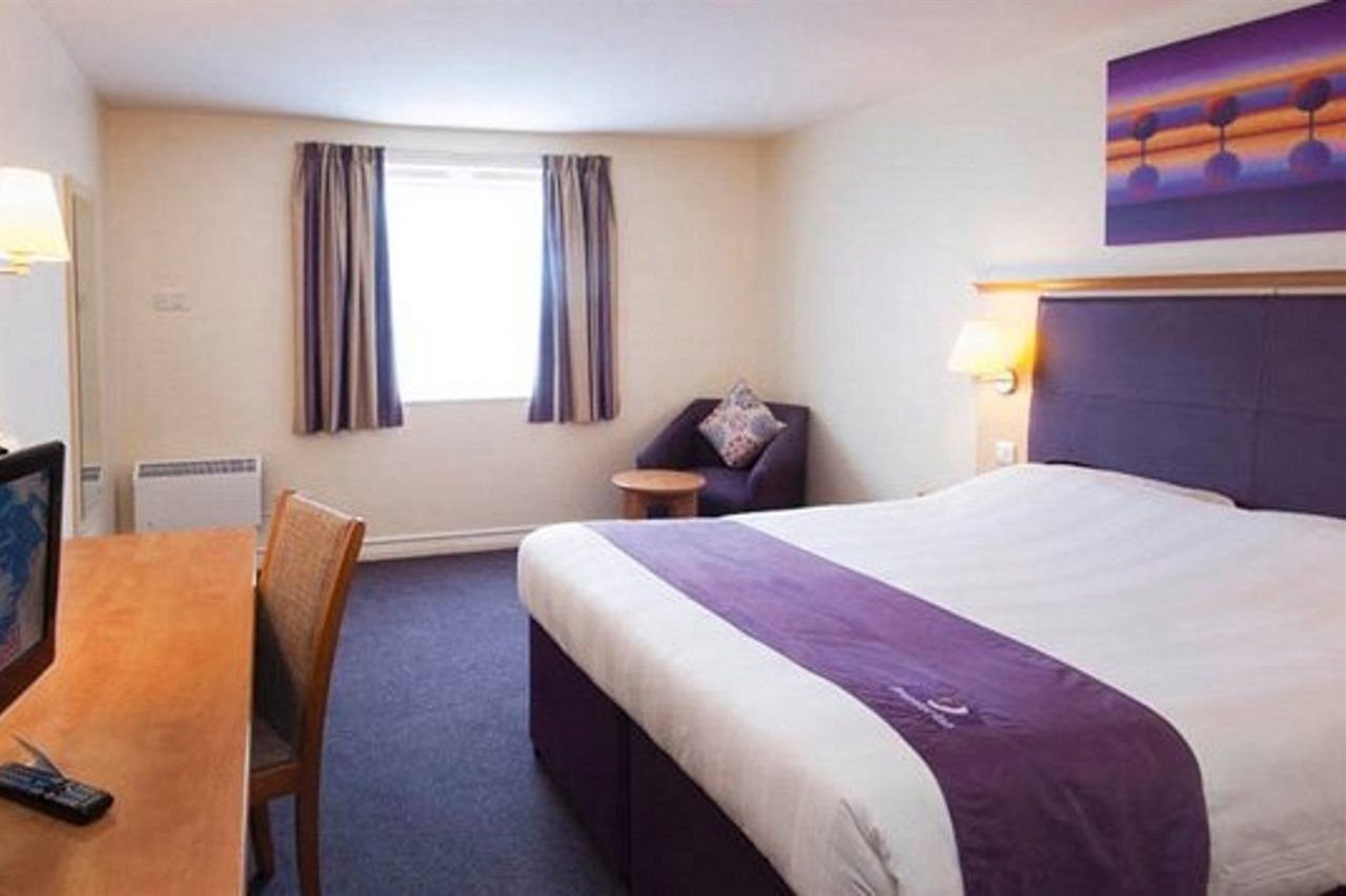 Premier Inn Peterborough - Ferry Meadows 外观 照片